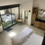 Maison De Village Avec Jacuzzi Estoublon