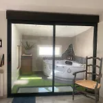 Maison De Village Avec Jacuzzi Appartamento *