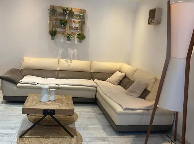 Maison De Village Avec Jacuzzi Apartment